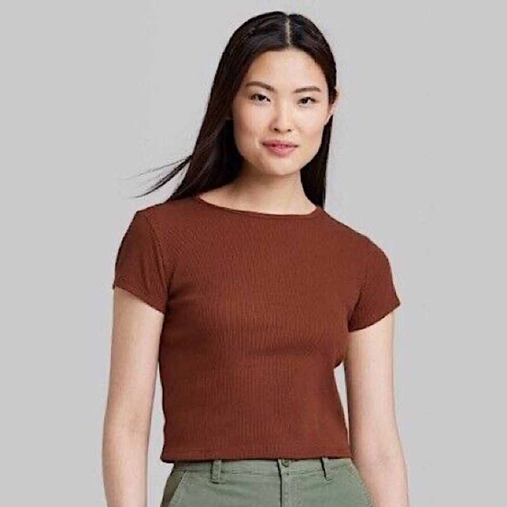 Target Wild Fable Women’s Short Sleeve Ribbed Baby T-Shirt Brown Size M Medium